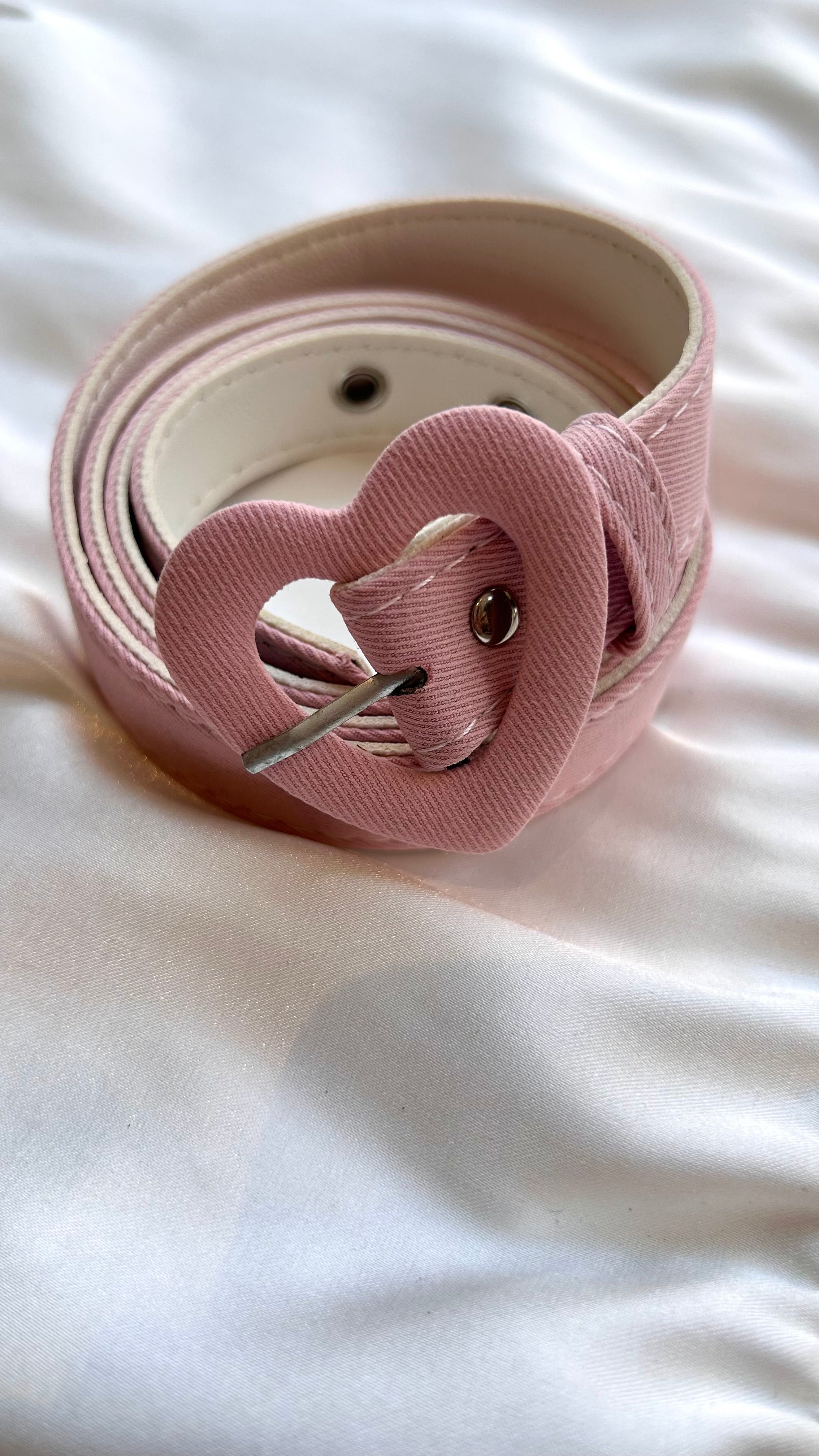 Sweetheart belt