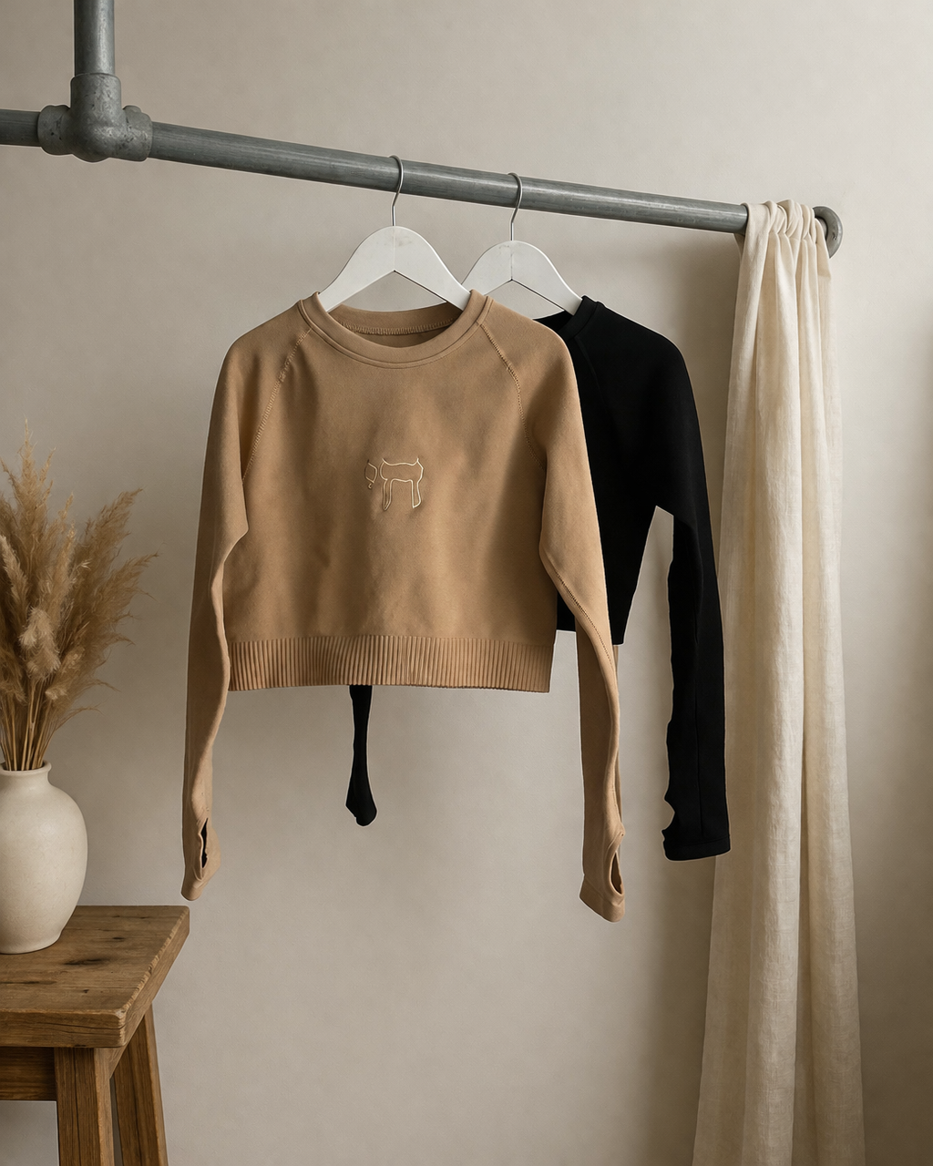 Alive & Bold חי Sculpt fit Top