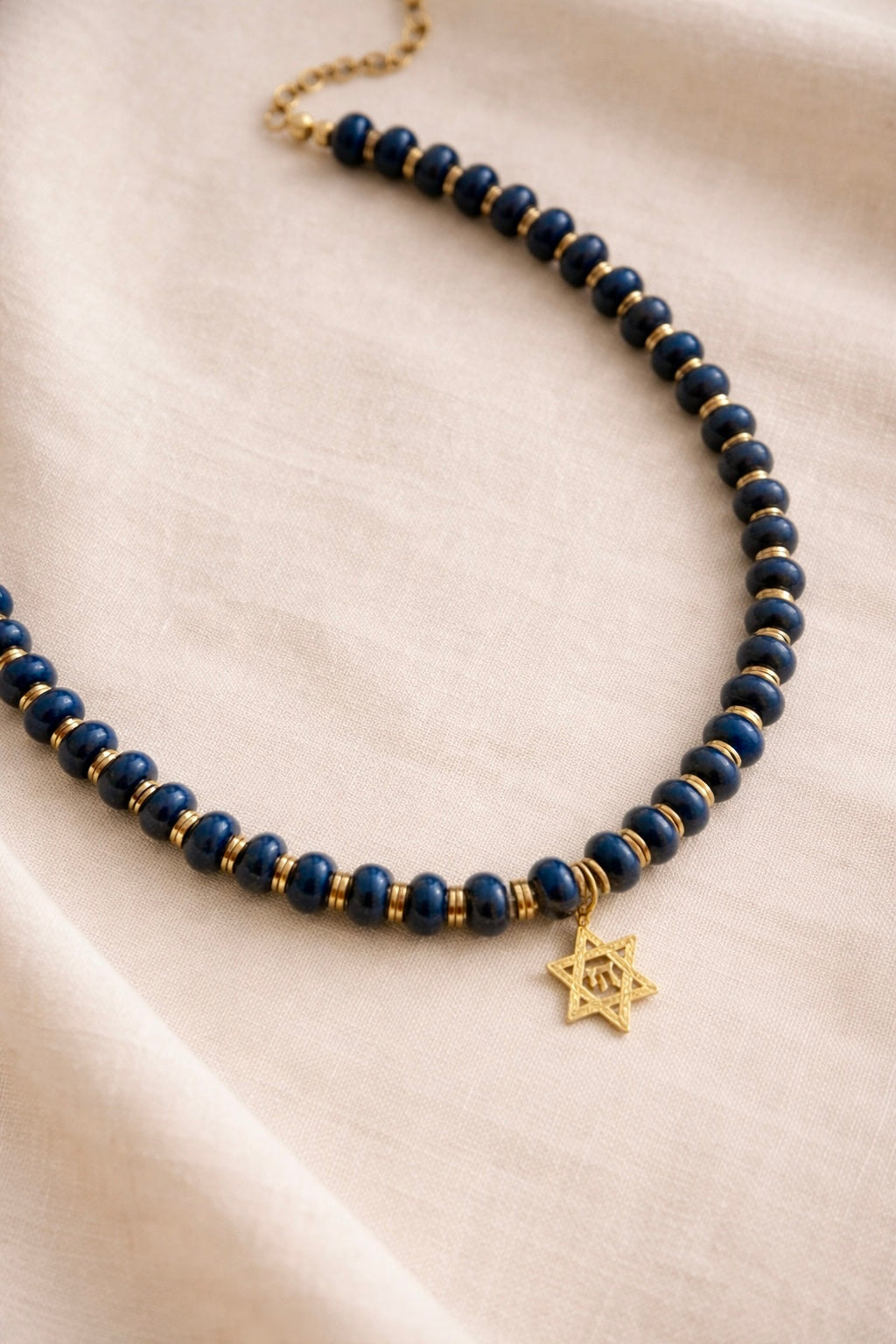 Lapins Magen David necklace