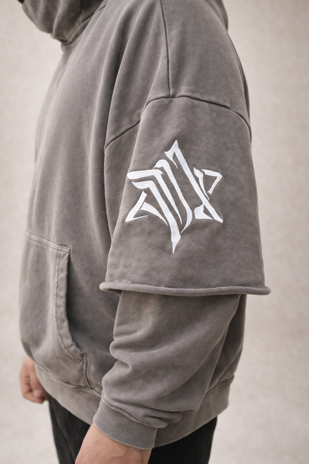 Magen District Sweater