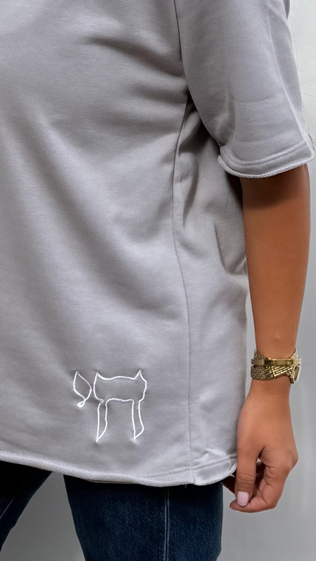 Alive & Bold חי t-shirt