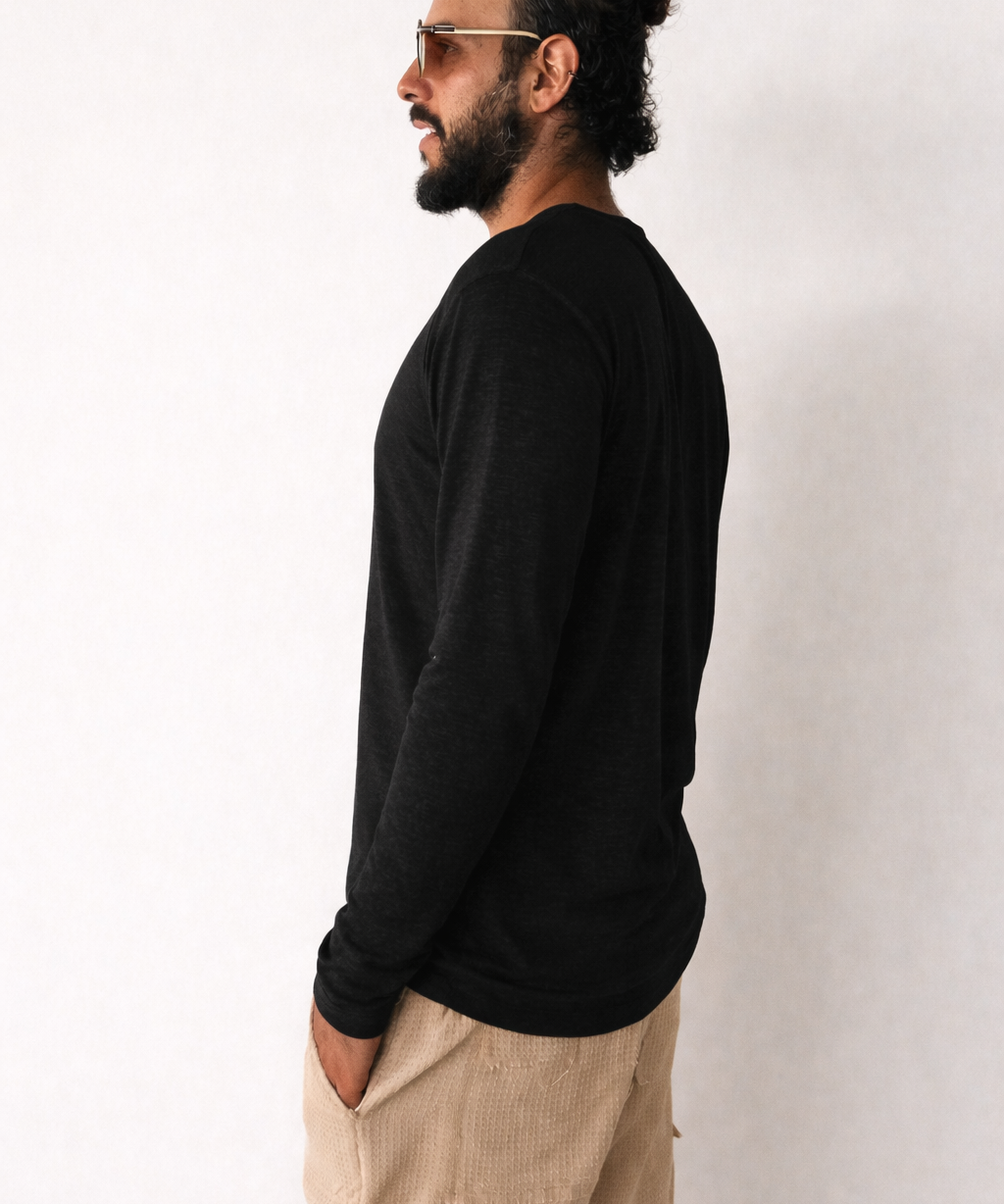 Unisex Essential Long Sleeve T-shirt