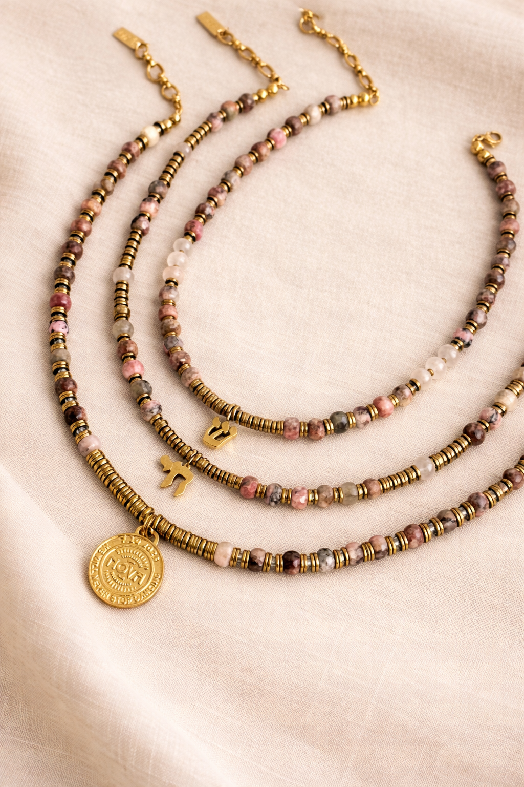 The pink symbol necklaces set