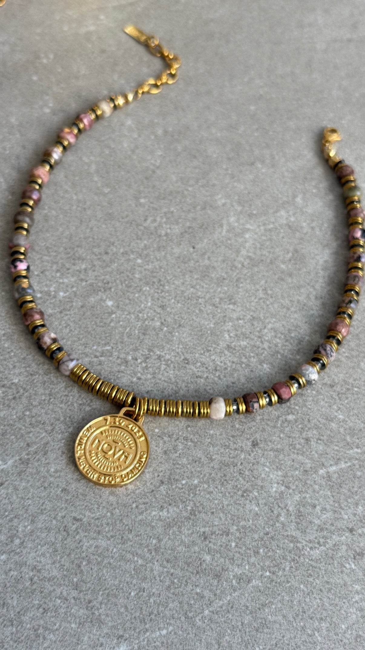 The pink symbol necklaces set