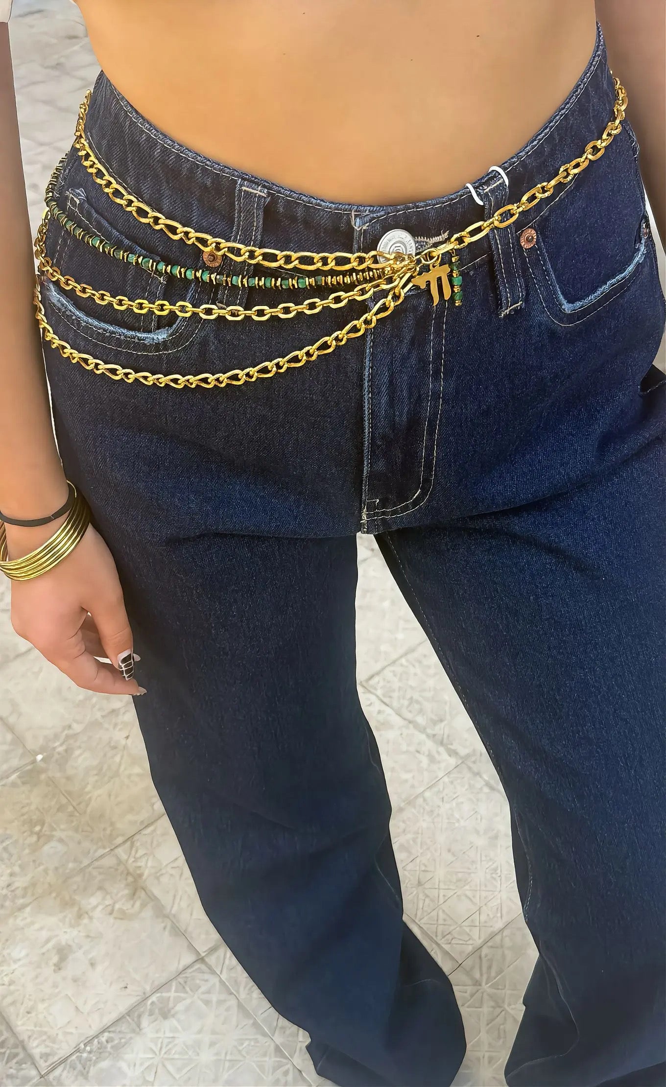 Alive & bold chain belt