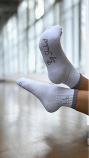 Alive & bold חי Chill Day SOCKS