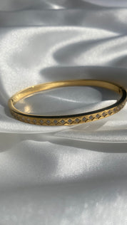 Milo bangle