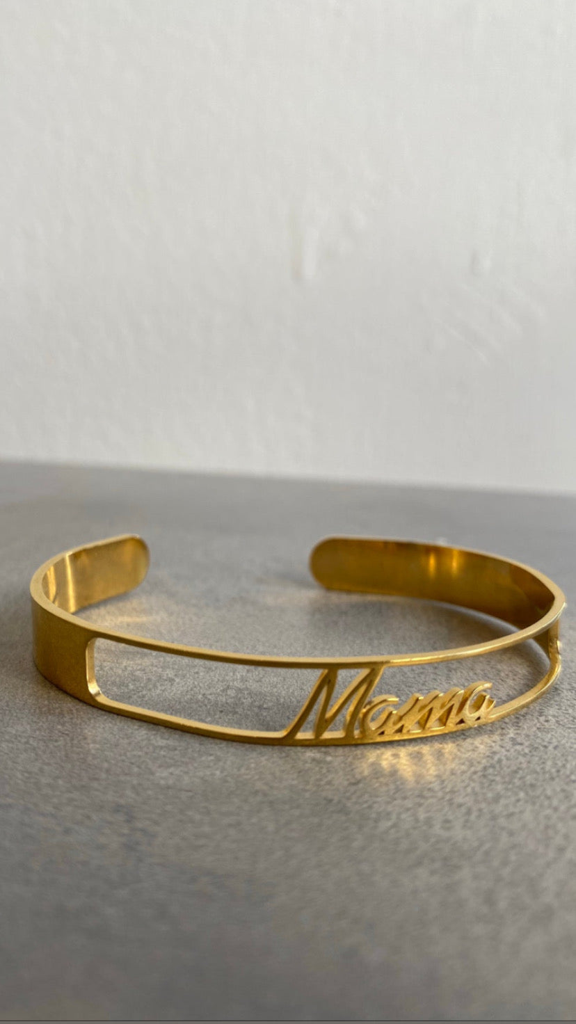 mama bracelet