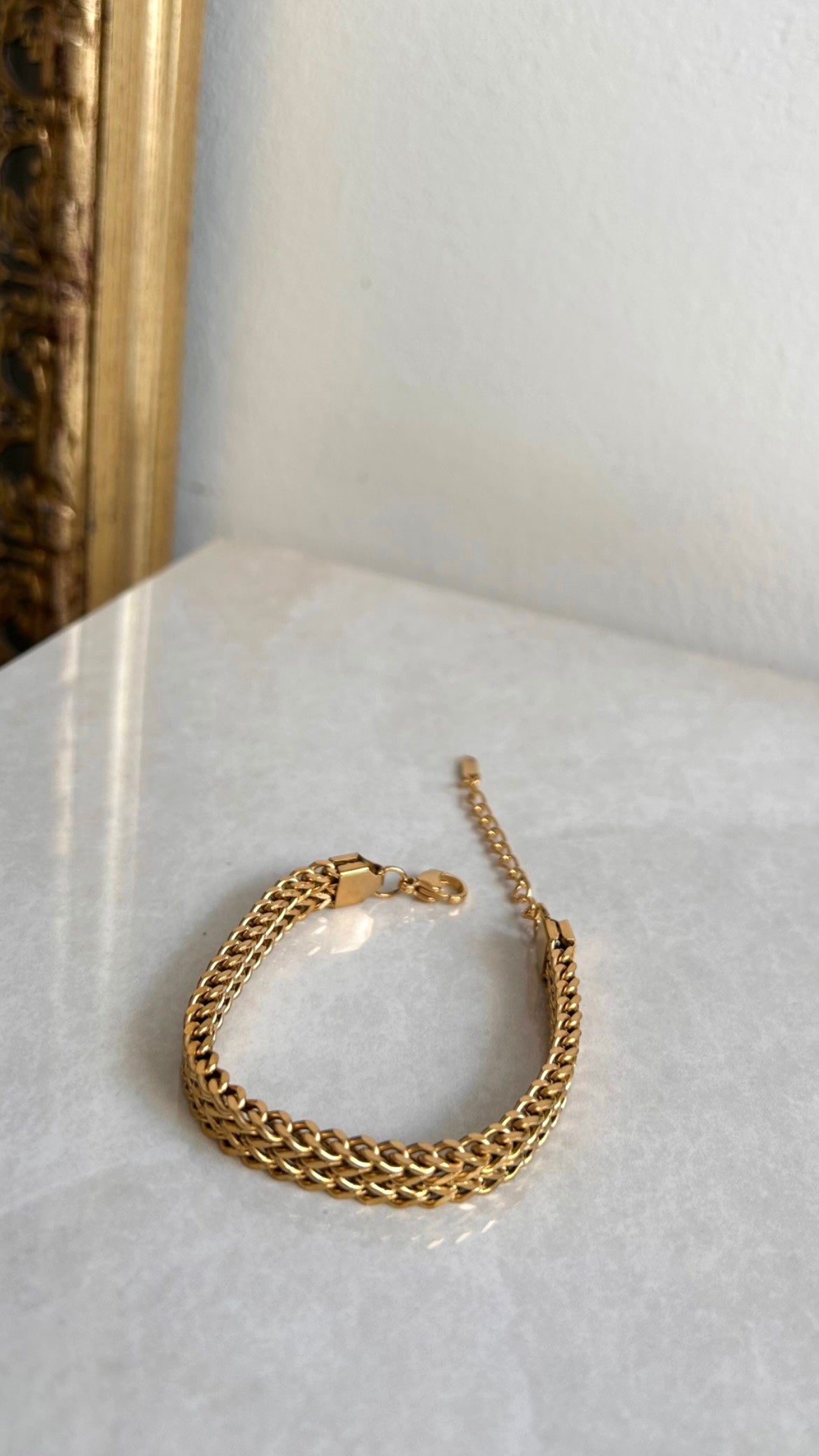 Sanara bracelet