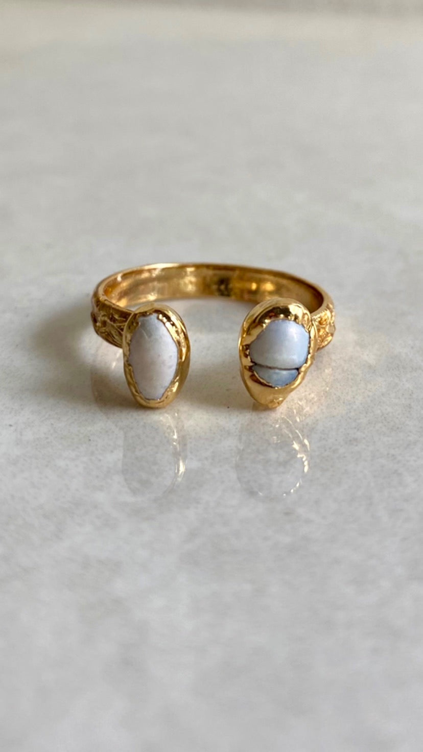 Thea ring