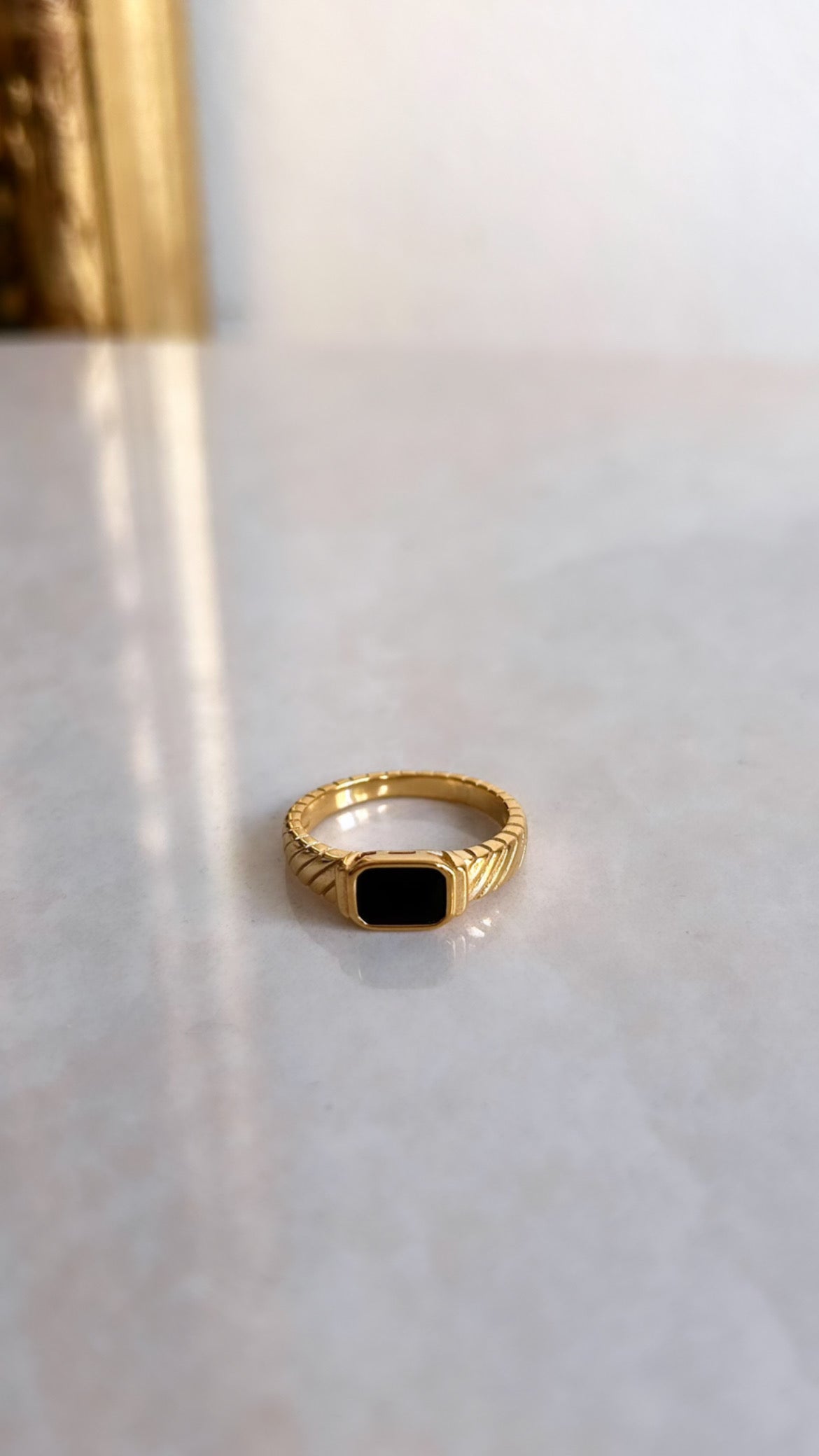 Zoe ring