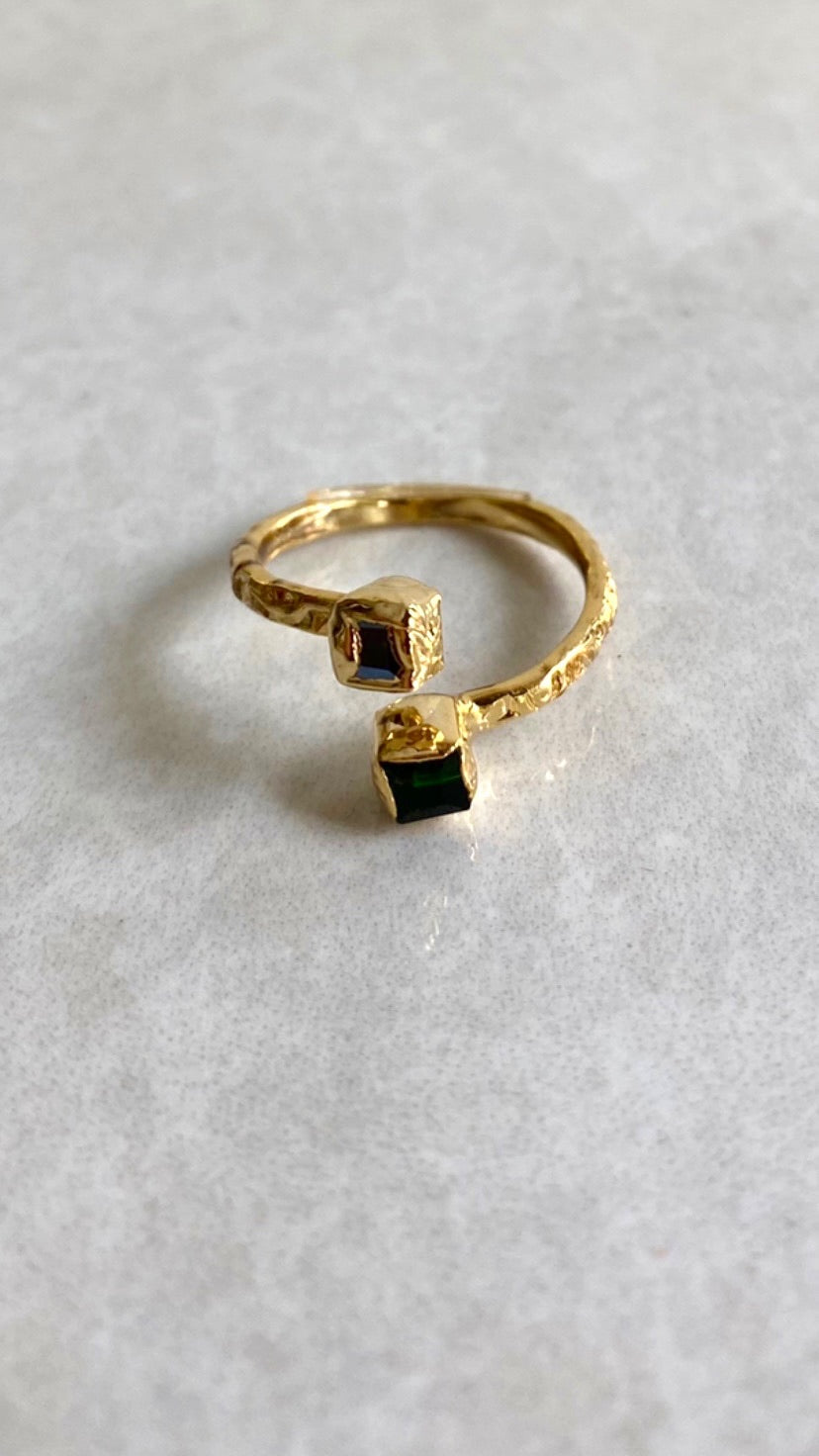 Talia ring
