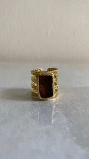 Ava ring