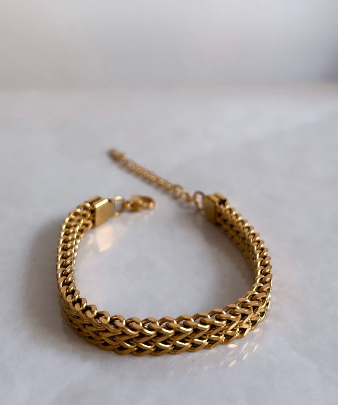 Sanara bracelet