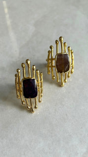 Amelia ring