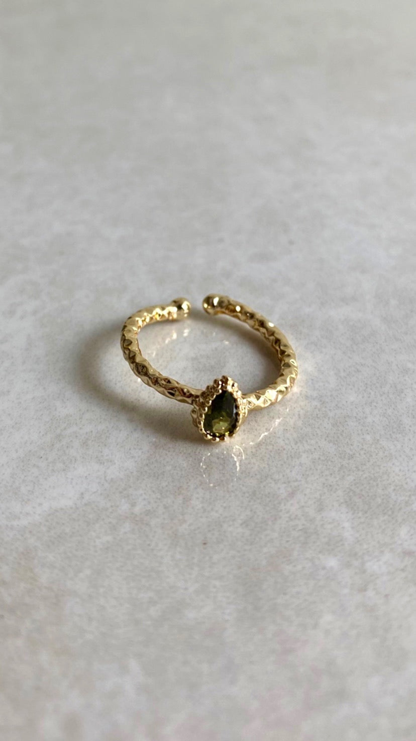Pear ring